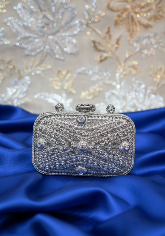 Pearl Hand Clutch